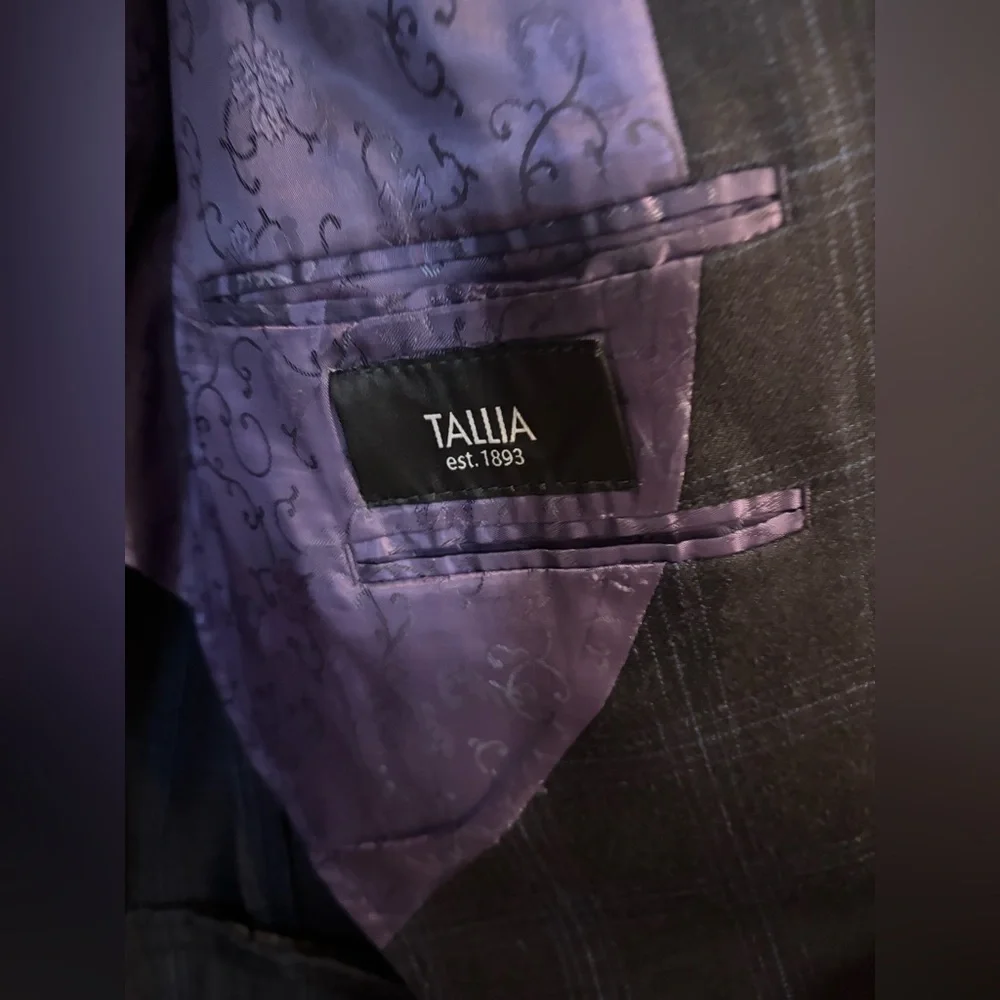 Tallia 2-Button Side Vent Wool Silk Plaid Suit Men's 44 L